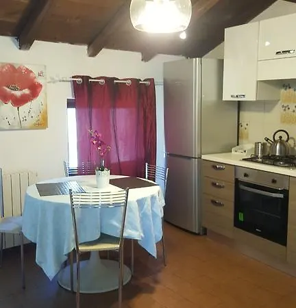 Mansarda A S Vitale Appartamento *